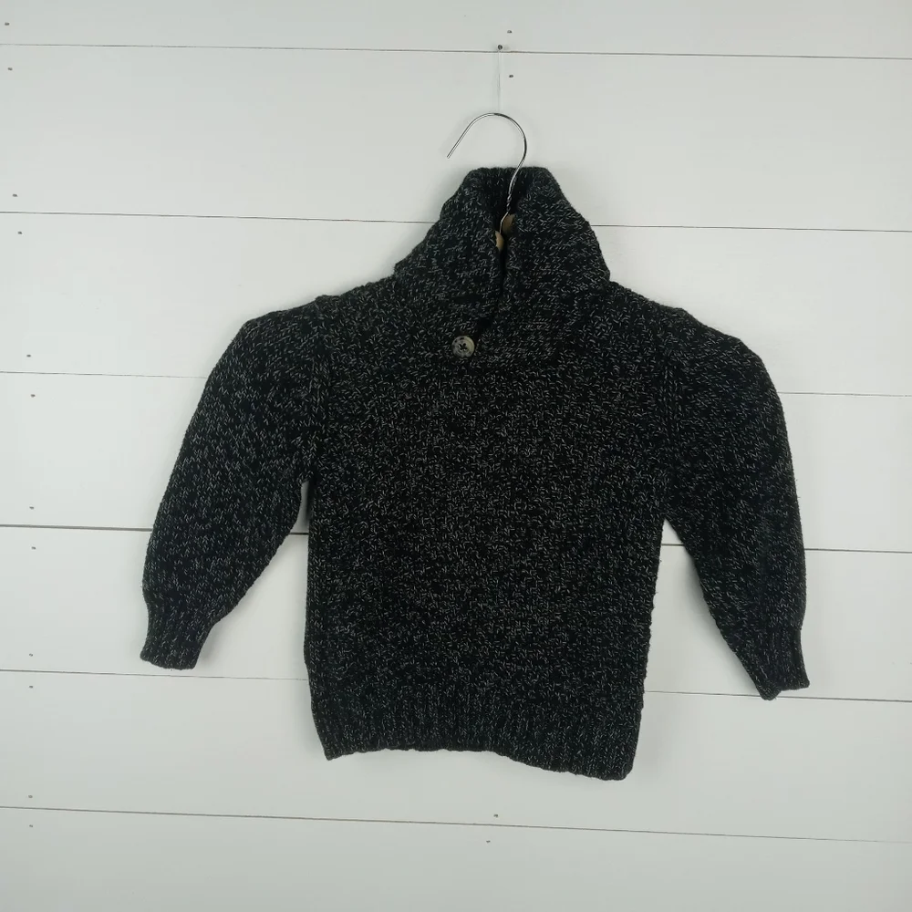 Old Navy boys size 2T waffle stitched black white flex sweater large collar
